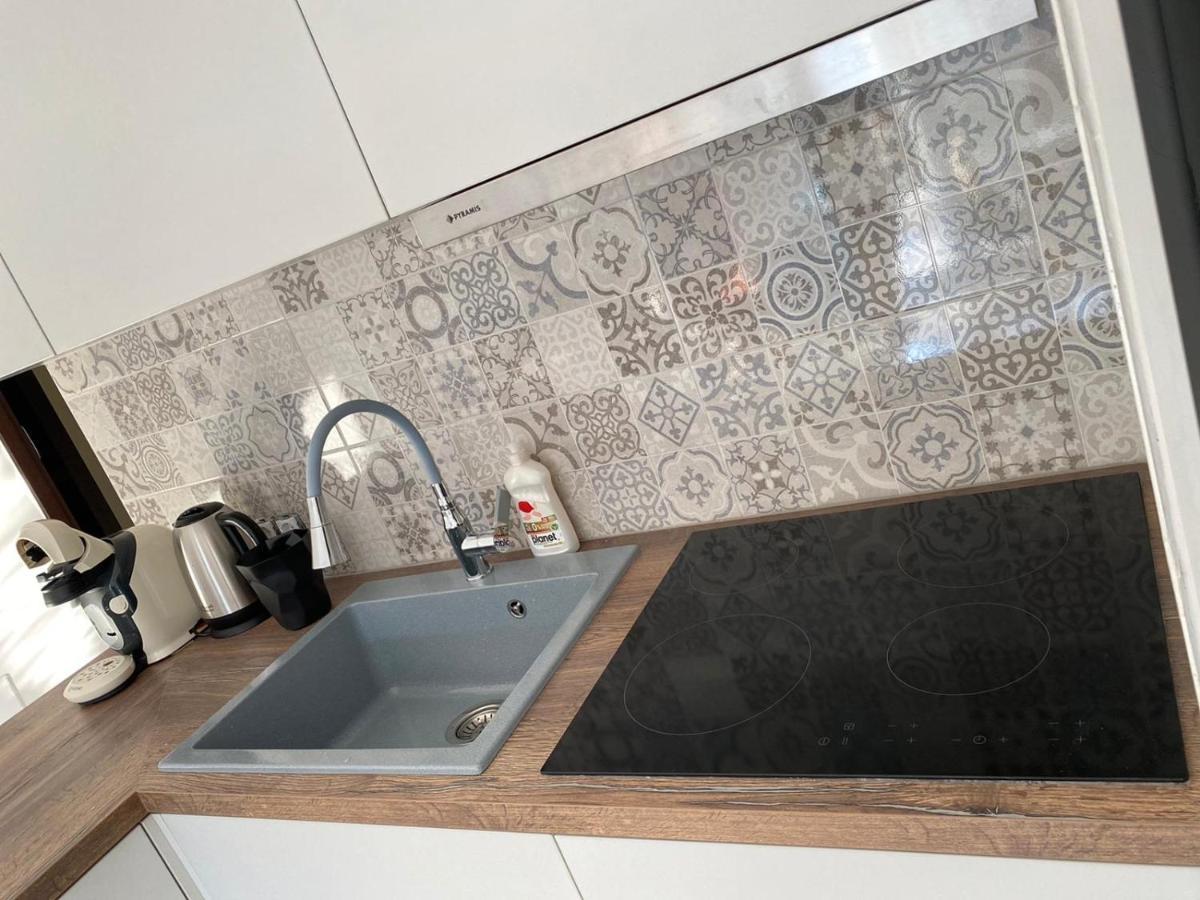 Appartement In Kallikratia Nea Kallikrateia ภายนอก รูปภาพ